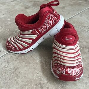 Nike Dynamo Free Red Sneakers Kids Size 11 C